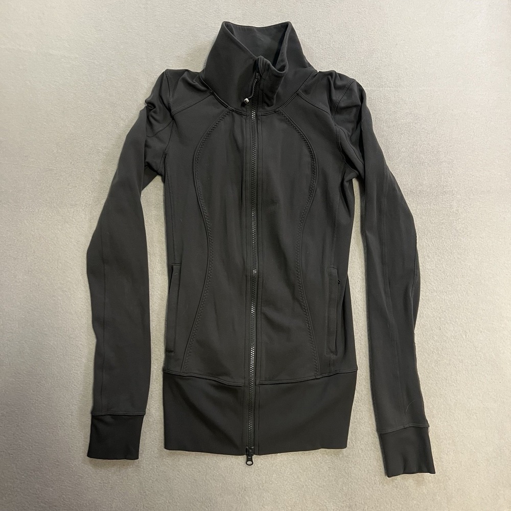 Lululemon Define Jacket Women's Size 4 Gray Full Zip Up Long Sleeve Workout Gym